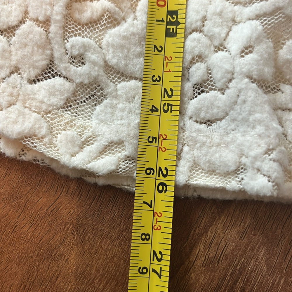 BNWOT Maurices classy off white lined floral top - Picture 12 of 15